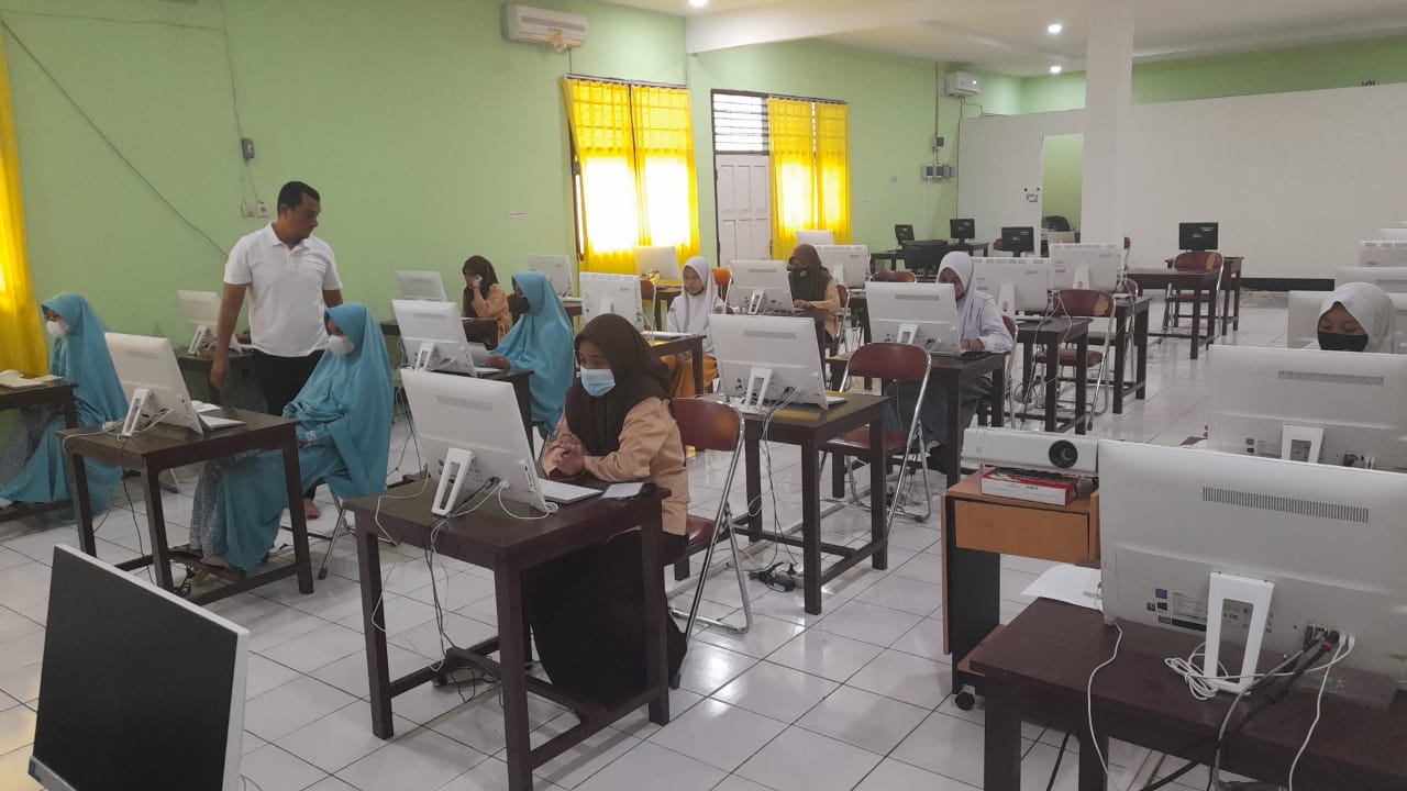 PERSIAPAN KSM TINGKAT PROVINSI MALUKU UTARA, MAN 1 TERNATE LAKUKAN SIMULASI