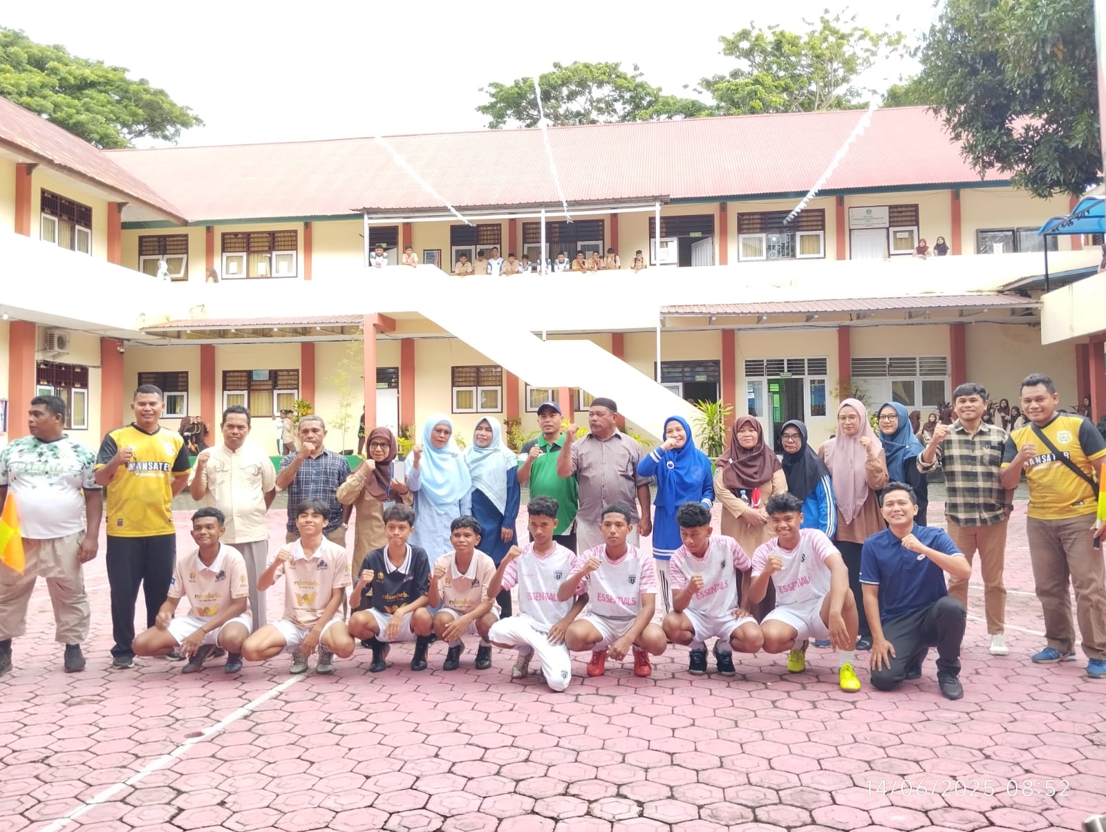 OSIM MAN 1 Ternate Gelar Class Meeting